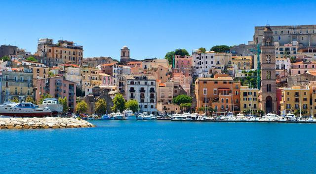 جنوى Bed & Breakfast Castello Aragonese المظهر الخارجي الصورة