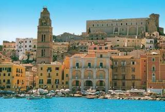 جنوى Bed & Breakfast Castello Aragonese المظهر الخارجي الصورة