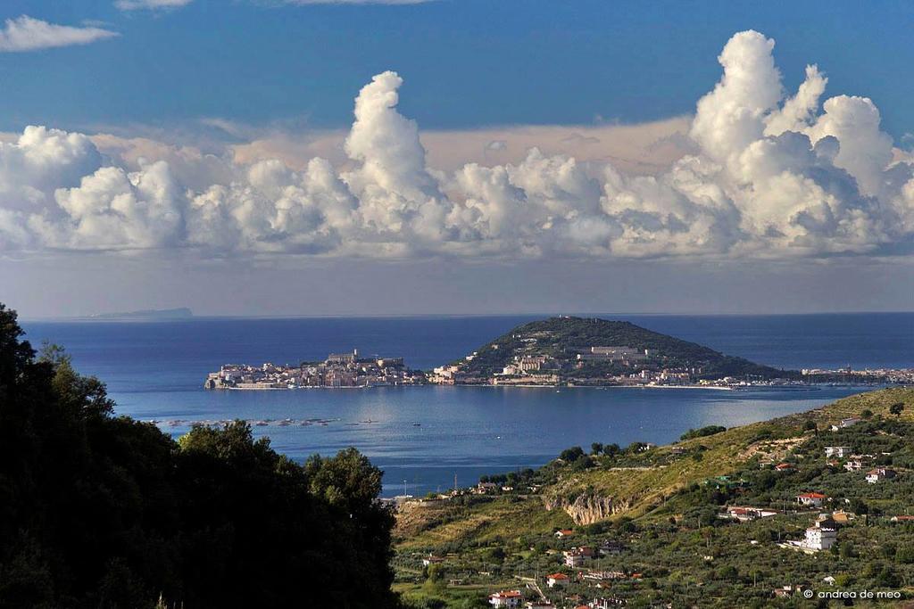 جنوى Bed & Breakfast Castello Aragonese المظهر الخارجي الصورة
